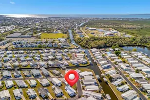 128 E St Johns Way, Apollo Beach, FL 33572 - Photo 2