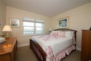 4910 Bay St NE, Saint Petersburg, FL 33703 - Photo 14