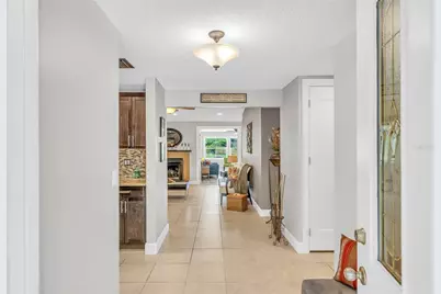 5317 Black Pine Drive, Tampa, FL 33624 - Photo 4