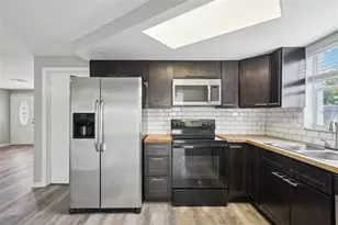 3207 Coldwell Dr, Holiday, FL 34691 - Photo 18