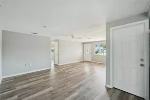 3207 Coldwell Dr, Holiday, FL 34691 - Photo 10