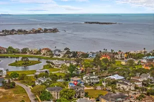 2050 N Pointe Alexis Dr, Tarpon Springs, FL 34689 - Photo 62