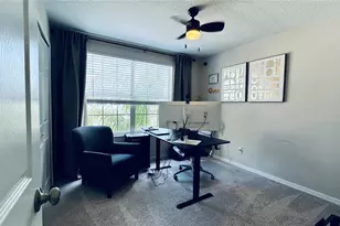 934 Grand Canyon Dr, Valrico, FL 33594 - Photo 26