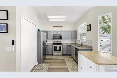 934 Grand Canyon Drive, Valrico, FL 33594 - Photo 40