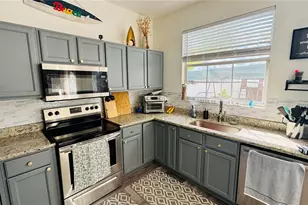 934 Grand Canyon Dr, Valrico, FL 33594 - Photo 16