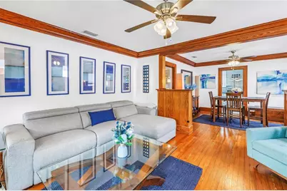 145 19th Avenue SE, Saint Petersburg, FL 33705 - Photo 8