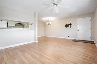 2525 W Bay Dr, Belleair Bluffs, FL 33770 - Photo 4