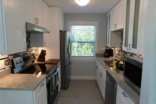 5005 5 5th Ave S, Saint Petersburg, FL 33707 - Photo 2