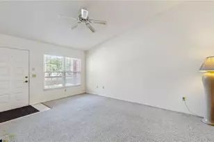 7802 Hardwick Dr, New Port Richey, FL 34653 - Photo 4