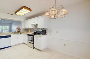 7802 Hardwick Dr, New Port Richey, FL 34653 - Photo 14