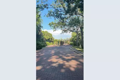 2837 Bayshore Trails Drive, Tampa, FL 33611 - Photo 30