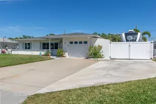 731 44th Ave NE, Saint Petersburg, FL 33703 - Photo 32