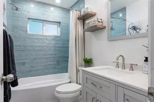 731 44th Ave NE, Saint Petersburg, FL 33703 - Photo 20