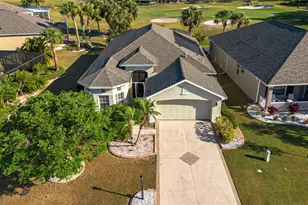 1038 Emerald Dunes Dr, Sun City Center, FL 33573 - Photo 2