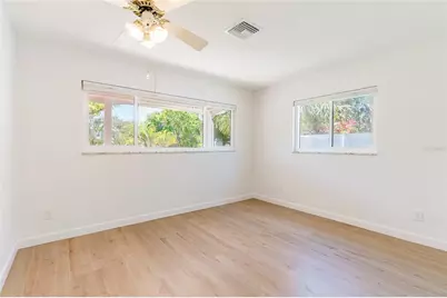 2019 Inner Circle S, Saint Petersburg, FL 33712 - Photo 22