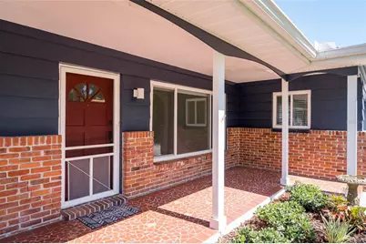 2019 Inner Circle S, Saint Petersburg, FL 33712 - Photo 4