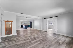 112 Gause Dr, Venice, FL 34293 - Photo 8