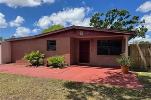 6420 N Thatcher Ave, Tampa, FL 33614 - Photo 2