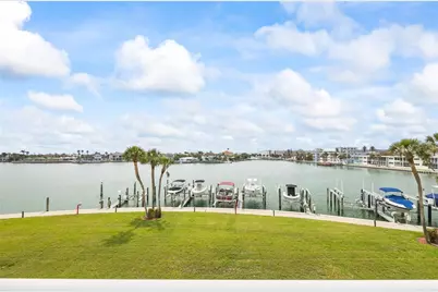 400 64th Avenue #305, Saint Pete Beach, FL 33706 - Photo 32