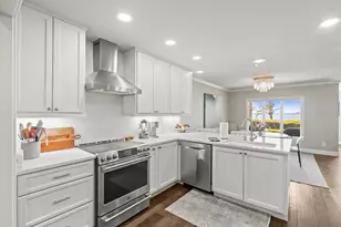 2087 Edgewater Dr, Clearwater, FL 33755 - Photo 18