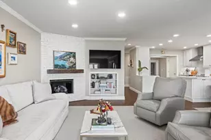 2087 Edgewater Dr, Clearwater, FL 33755 - Photo 32