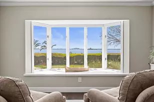 2087 Edgewater Dr, Clearwater, FL 33755 - Photo 10