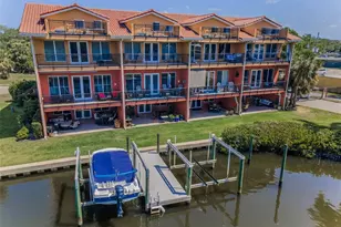 47 W Morgan St, Tarpon Springs, FL 34689 - Photo 58