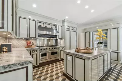 3313 W Mullen Avenue, Tampa, FL 33609 - Photo 12