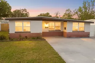 2936 39th Ave N, Saint Petersburg, FL 33714 - Photo 1