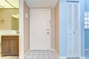 10190 Imperial Point Dr W, Largo, FL 33774 - Photo 10