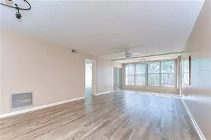 10190 Imperial Point Dr W, Largo, FL 33774 - Photo 30