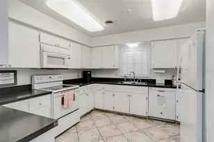 147 Bluff View Dr, Belleair Bluffs, FL 33770 - Photo 46