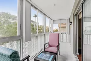 147 Bluff View Dr, Belleair Bluffs, FL 33770 - Photo 14