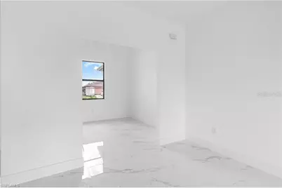 1806 NE 21st Place, Cape Coral, FL 33909 - Photo 6