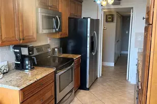 400 Island Way, Clearwater Beach, FL 33767 - Photo 6