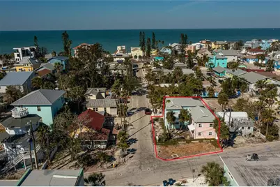 134 86th Avenue, Treasure Island, FL 33706 - Photo 4
