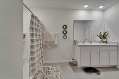 17006 Wave Tressle Place, Wimauma, FL 33598 - Photo 12