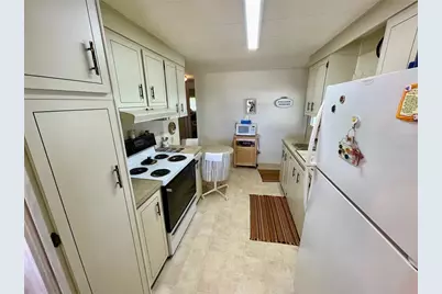 34222 Canal Drive N, Pinellas Park, FL 33781 - Photo 8