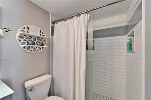7700 Sun Island Dr S, South Pasadena, FL 33707 - Photo 24