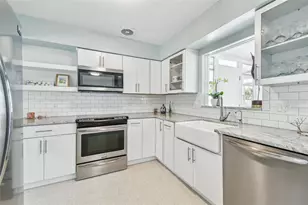 827 Virginia St, Dunedin, FL 34698 - Photo 12