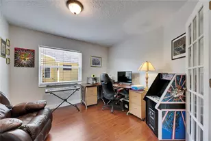 334 Northway Dr, Sun City Center, FL 33573 - Photo 10