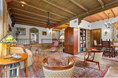 646 16th Avenue NE, Saint Petersburg, FL 33704 - Photo 12