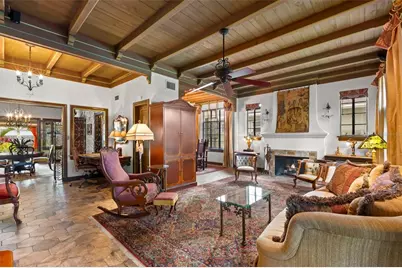 646 16th Avenue NE, Saint Petersburg, FL 33704 - Photo 8