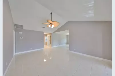 1806 Wolf Laurel Drive, Sun City Center, FL 33573 - Photo 14