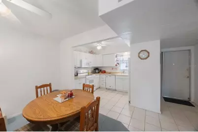 9945 47th Ave N #203, Saint Petersburg, FL 33708 - Photo 4