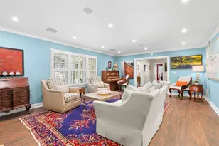 556 21st Ave NE, Saint Petersburg, FL 33704 - Photo 16