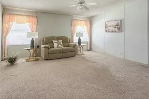 34150 Estates Ln, Wesley Chapel, FL 33543 - Photo 2