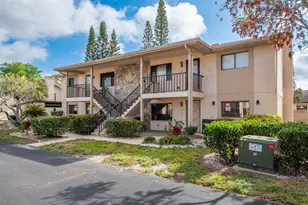 9910 Eagles Point Cir, Port Richey, FL 34668 - Photo 2