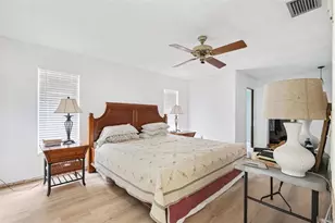 5201 Dover St NE, Saint Petersburg, FL 33703 - Photo 10
