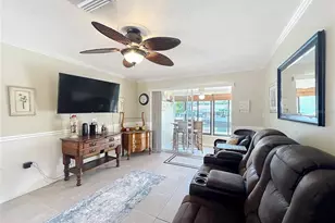 1412 SE Paradise Ave, Crystal River, FL 34429 - Photo 8